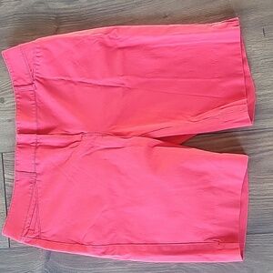 Dusty Rouge Bermuda Shorts 10" Inseam mid-rise, Size 8